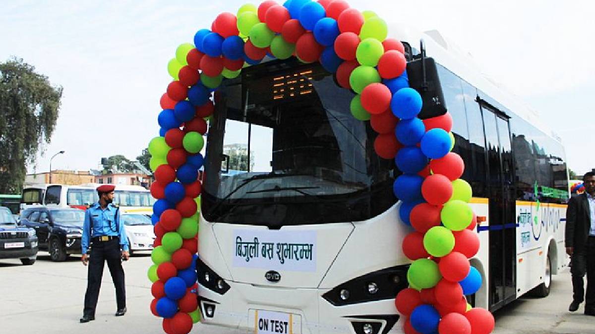 राजधानीमा विद्युतीय बस सेवा विस्तारमा नगर विकास कोषले सहयोग गर्ने